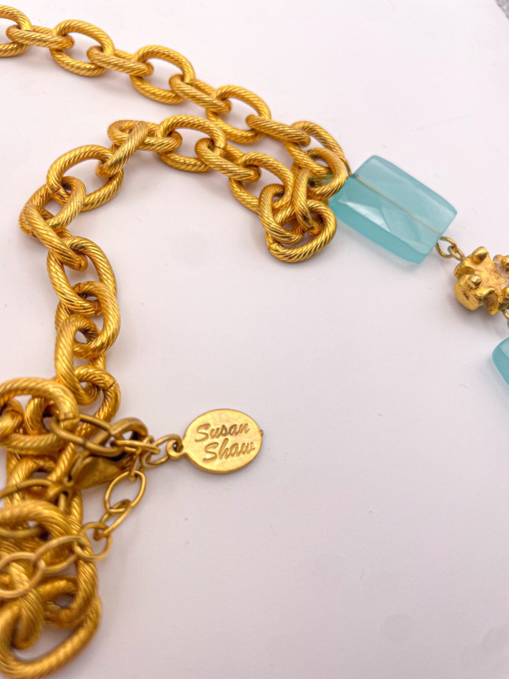 Susan Shaw Gold Plated Chain Necklace with Aqua Blue Glass Pendant - Picture 7 of 8